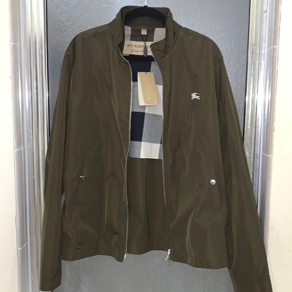 Authentic Burberry jacket - Picture 2 of 16